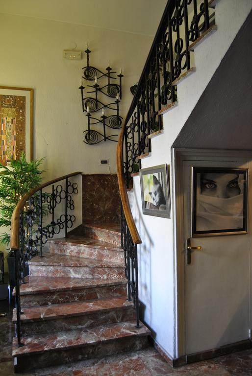 Hotel Pedro Torres Cuenca  Dış mekan fotoğraf