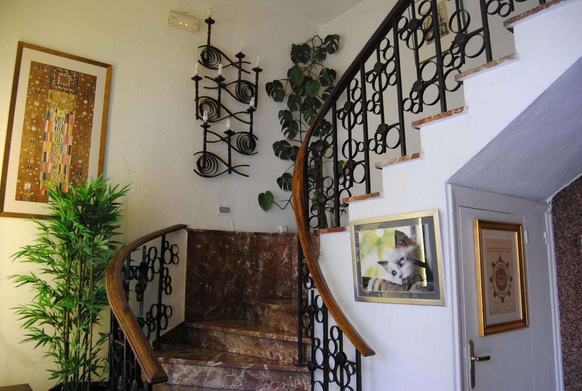 Hotel Pedro Torres Cuenca  Dış mekan fotoğraf