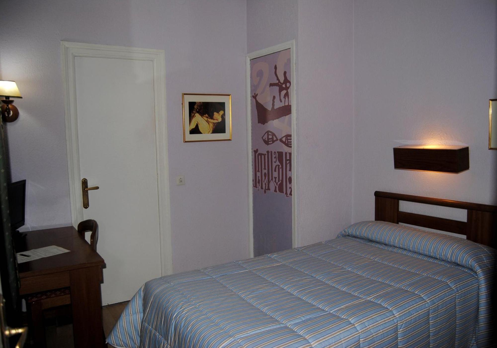 Hotel Pedro Torres Cuenca  Dış mekan fotoğraf