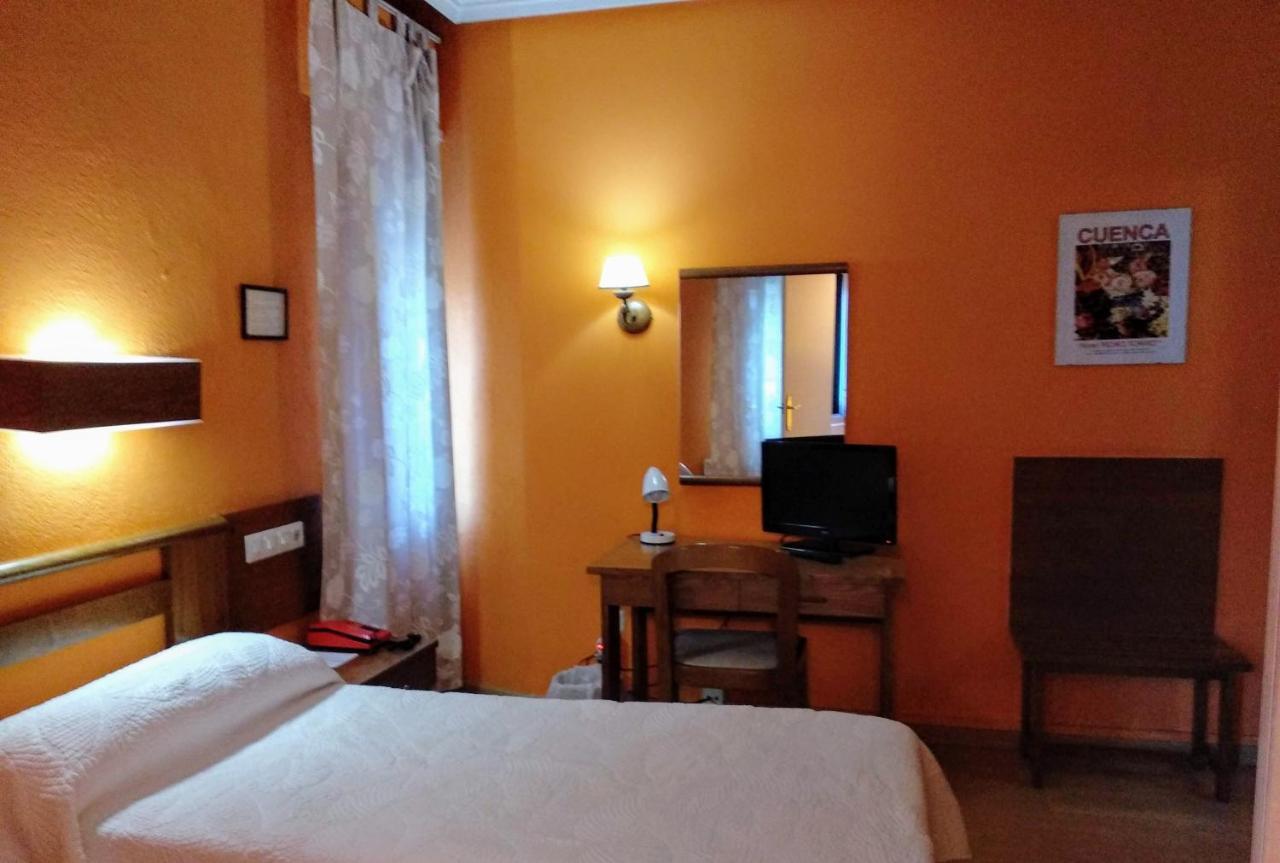 Hotel Pedro Torres Cuenca  Dış mekan fotoğraf