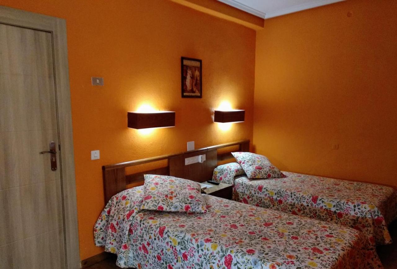 Hotel Pedro Torres Cuenca  Dış mekan fotoğraf